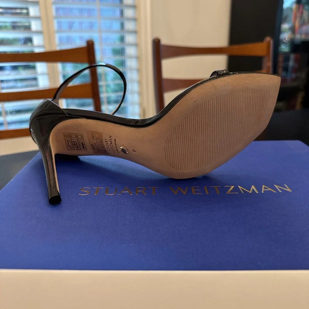 Stuart Weitzman Glossy Nudist Curve Black Heels - Picture 2 of 5